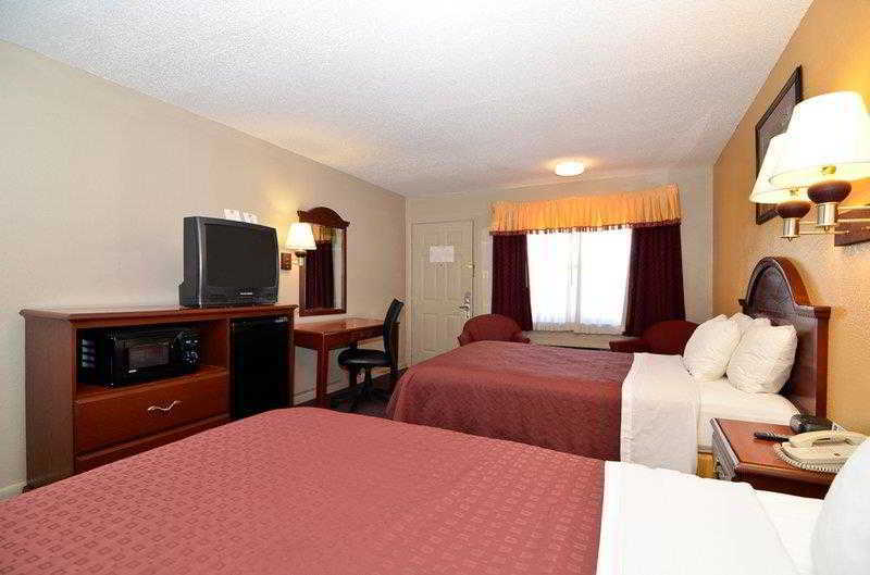 Best Western Delhi Inn חדר תמונה